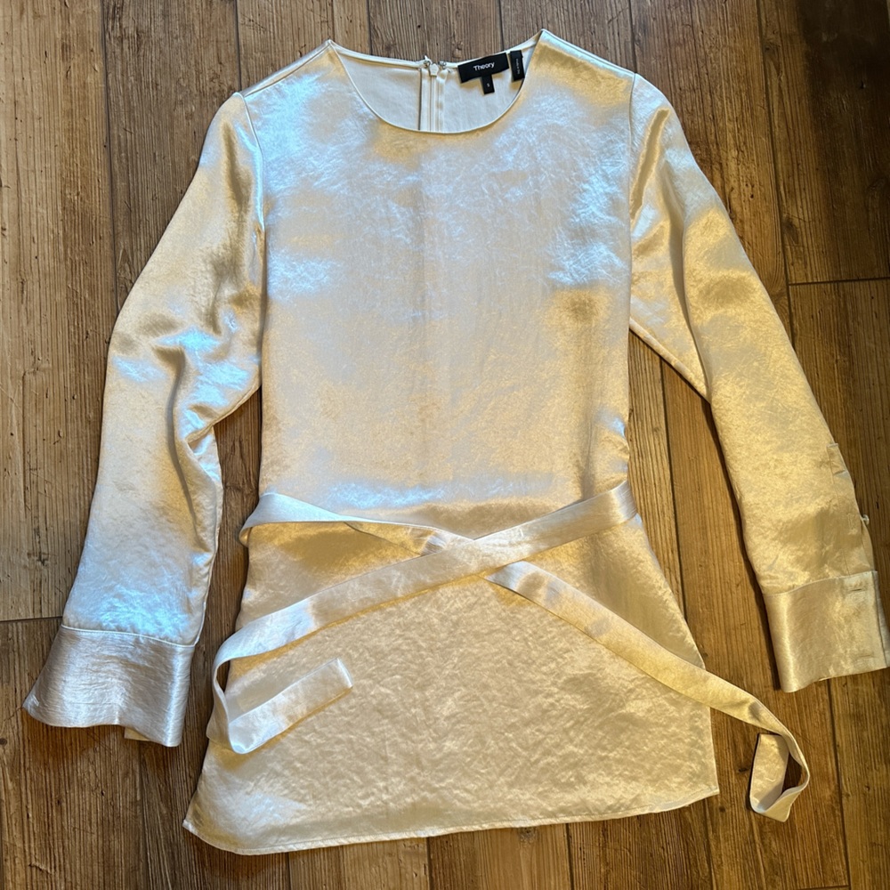 THEORY off-white satin shirt dress with tie waist. org. $375 New W/O tags